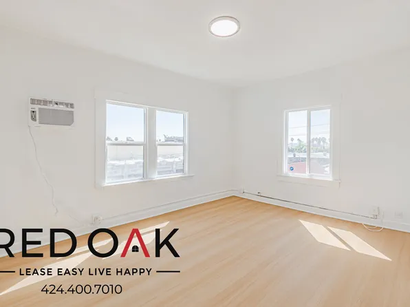 719 Heliotrope Dr #301, Los Angeles, CA 90029