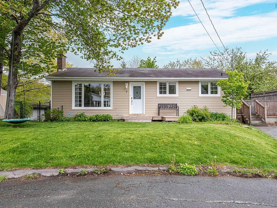 1st image of 7 Karen Ct