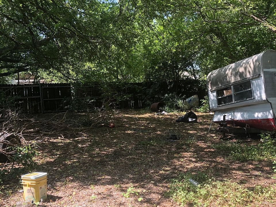 2nd image of 101 Hillrose LOT E