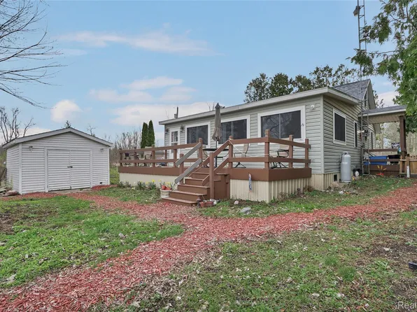 4686 Lakeview Ave, Silverwood, MI 48760