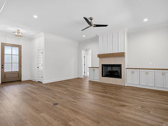 5th image of 1104 Dowden Ln