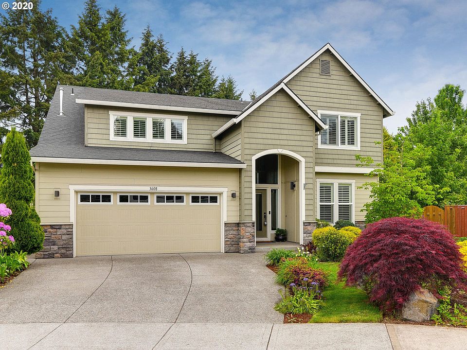 1st image of 3608 SE Conrad Ct