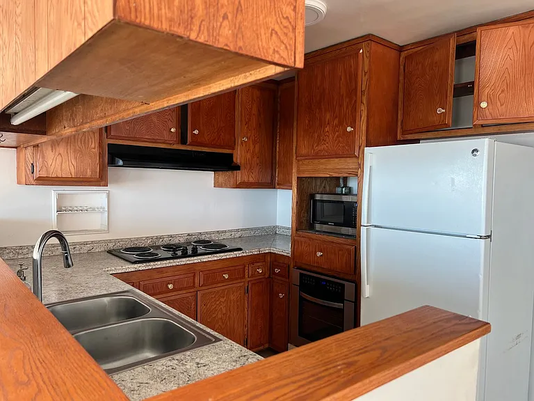 108A Surfside Ave — Photo 12