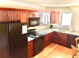 838 McCants Dr, Mount Pleasant, SC 29464