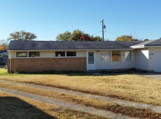 1305 Derby St, Salina, KS 67401