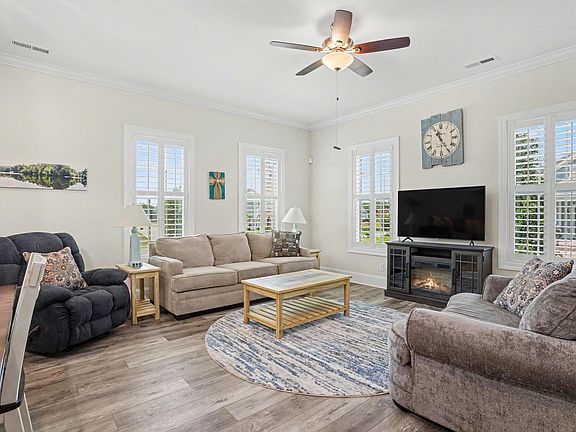 4th image of 1201 James Island Ave.