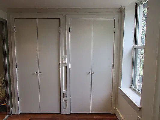 5th image of 195 E 4th St APT 13