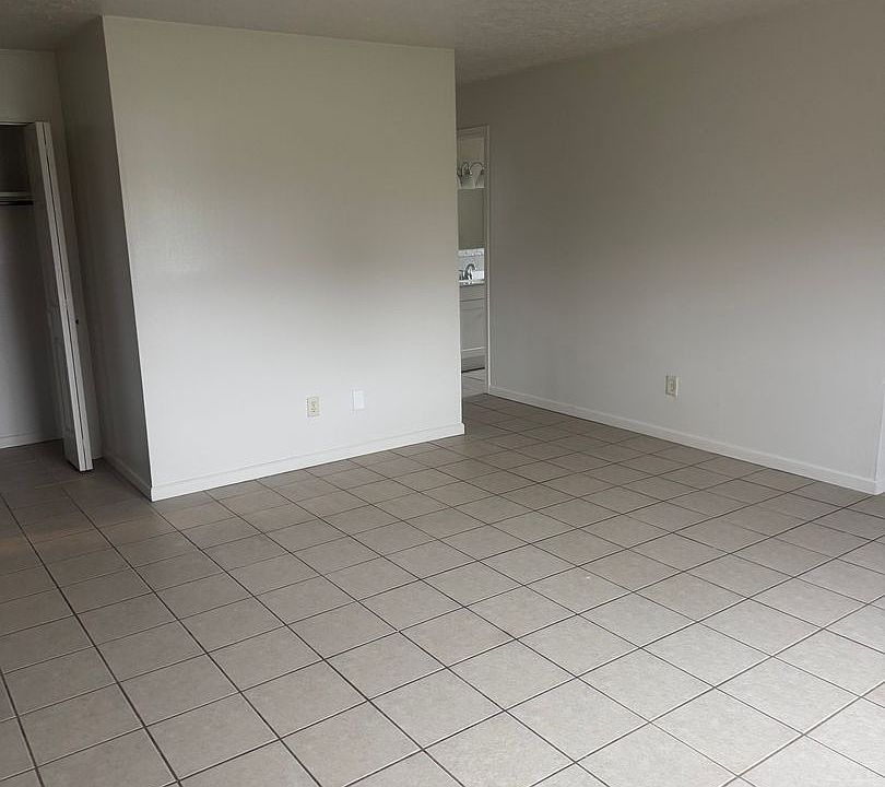 1st image of 34 Carter Cir #2