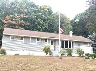 26 Denison Rd, Schenectady, NY 12309