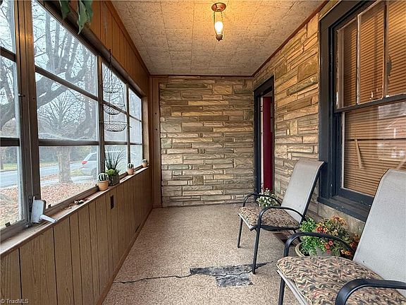 4th image of 3632 Konnoak Dr