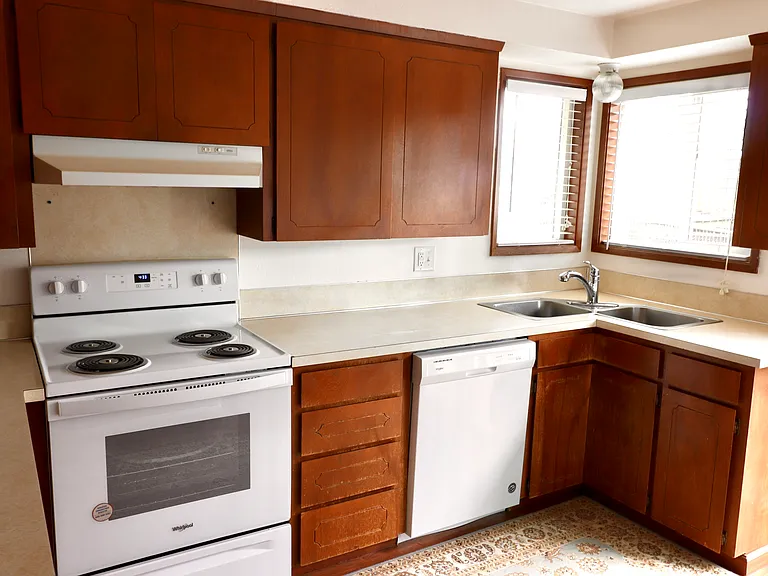 6141 Cotton Dr SE — Photo 9