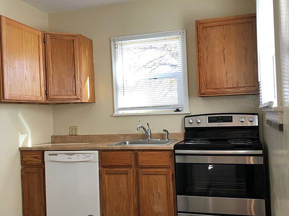 5th image of 823 N 8th St #1