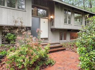 8 Deerfoot Trl, Harvard, MA 01451