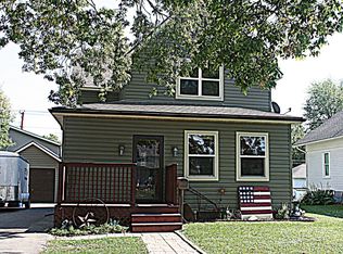 407 Red Wing Ave, Kenyon, MN 55946