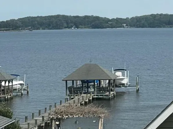 448 River Rd, Arnold, MD 21012