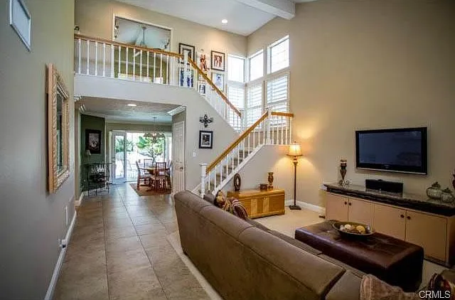 26441 Mikanos Dr — Photo 3