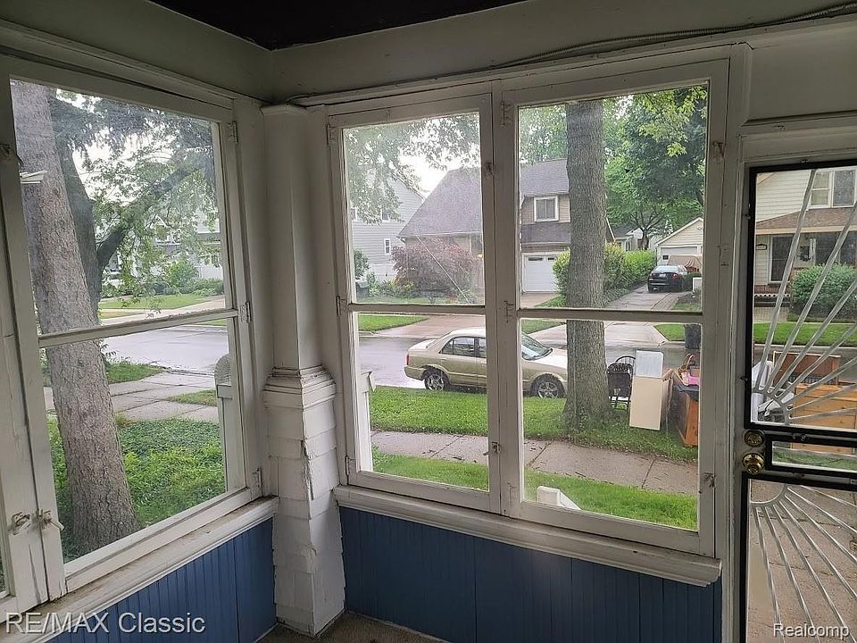 304 Baker St, photo 5