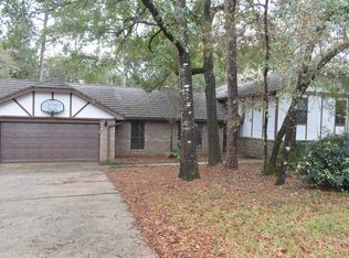 529 Golf Course Dr, Niceville, FL 32578