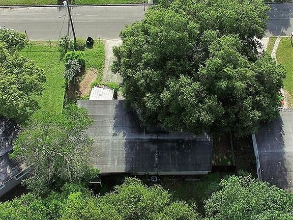 2nd image of 1611 Crystal Ct W