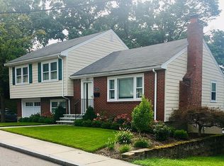 57 Garth Rd, West Roxbury, MA 02132