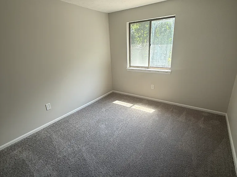 15 Veranda Rd #7 — Photo 9