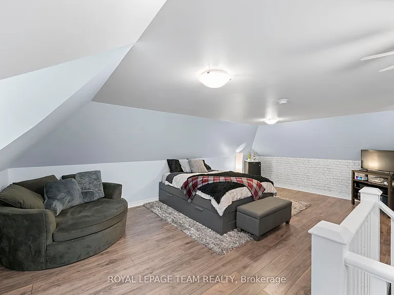5529 Lion St — Photo 32