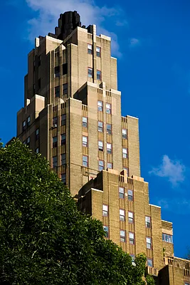 Sold by Hauseit LLC | media 24