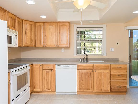 5th image of 405 Ibis Ln