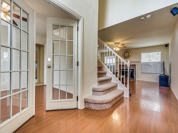 5th image of 208 High Meadow Dr