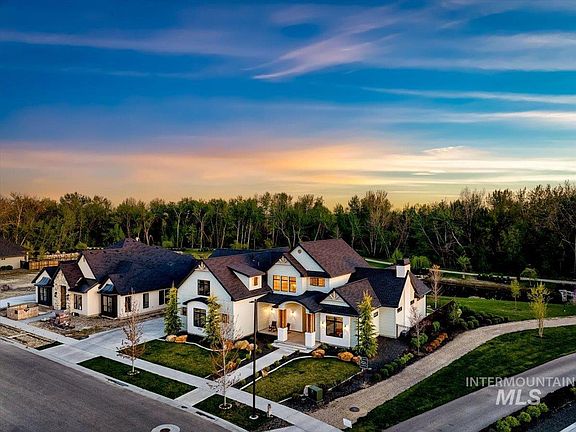 3rd image of 7723 W Hevelius Ln