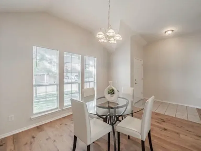 804 Fox Run Trl — Photo 6
