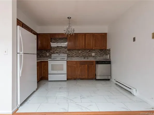 735 Cove Road #2A, Stamford, CT 06902