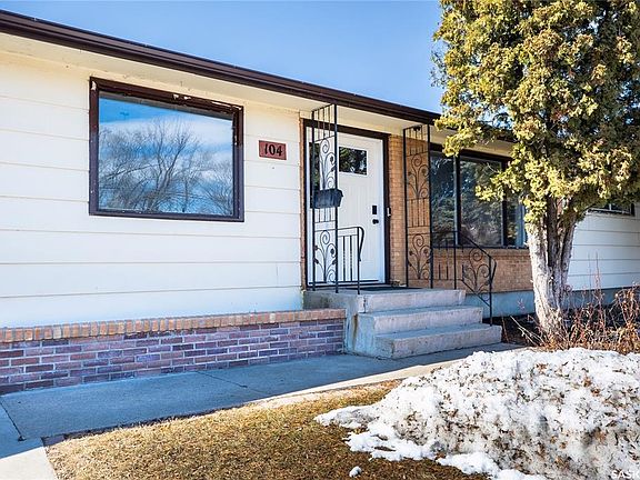3rd image of 104 2nd AVENUE