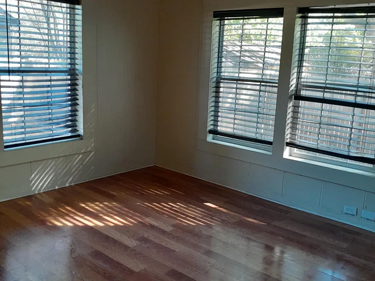 2022 E Polk St — Photo 24