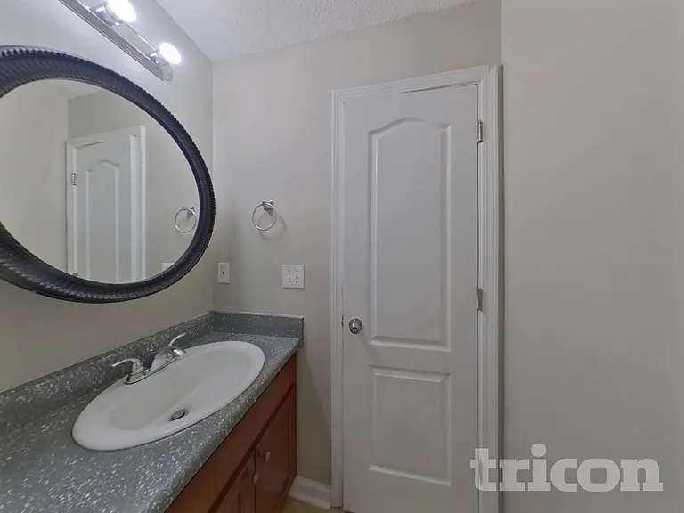 159 Peachtree Glen Dr — Photo 13