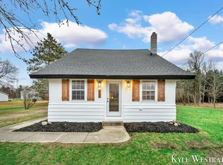 621 Orton St, Howard City, MI 49329