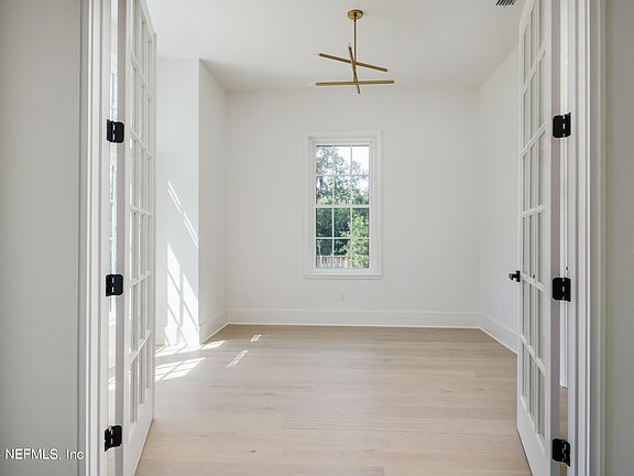 5th image of 3847 BOONE PARK Avenue