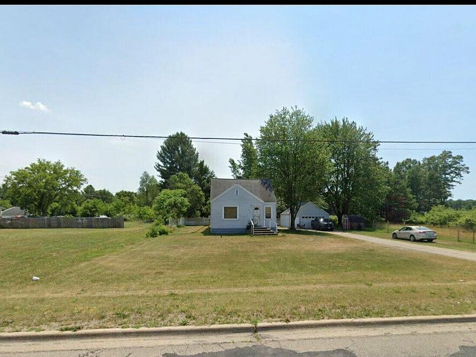 1st image of 4263 E Apple Ave