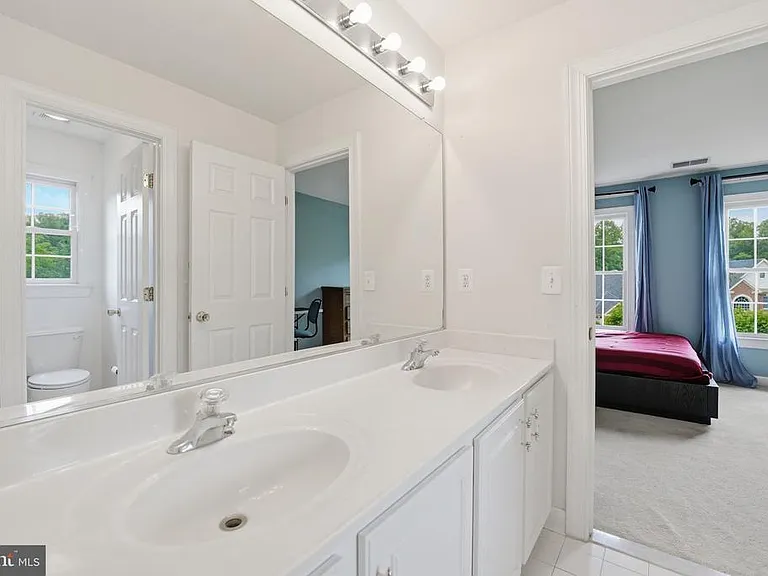 7273 Tinsley Way — Photo 32
