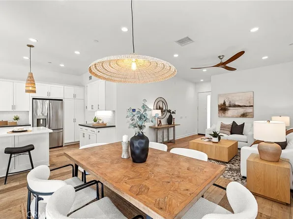 2111 Breakaway Ln, Costa Mesa, CA 92627