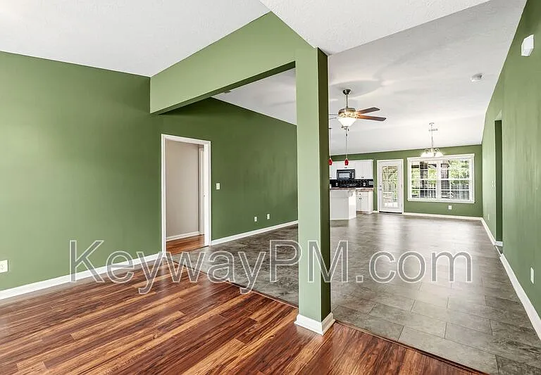 3124 Saint Charles Ave — Photo 4