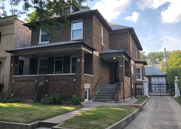 1st image of 1420 W Warner Ave #2