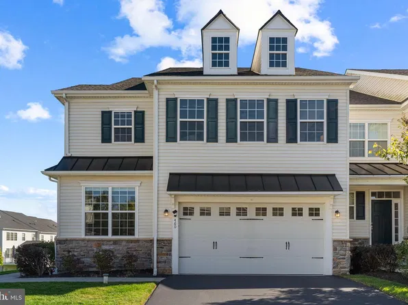 460 Lee Pl, Exton, PA 19341