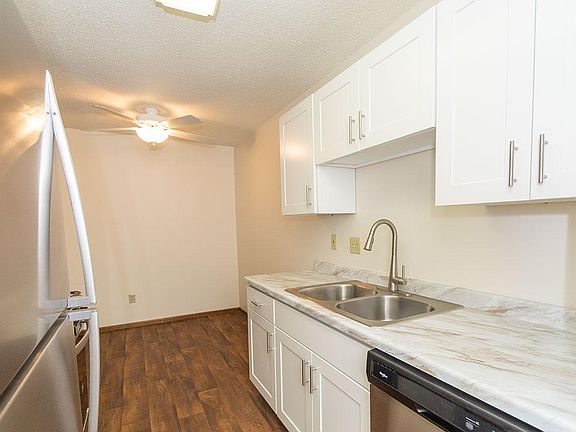 3rd image of 2400 W 102nd St #580477