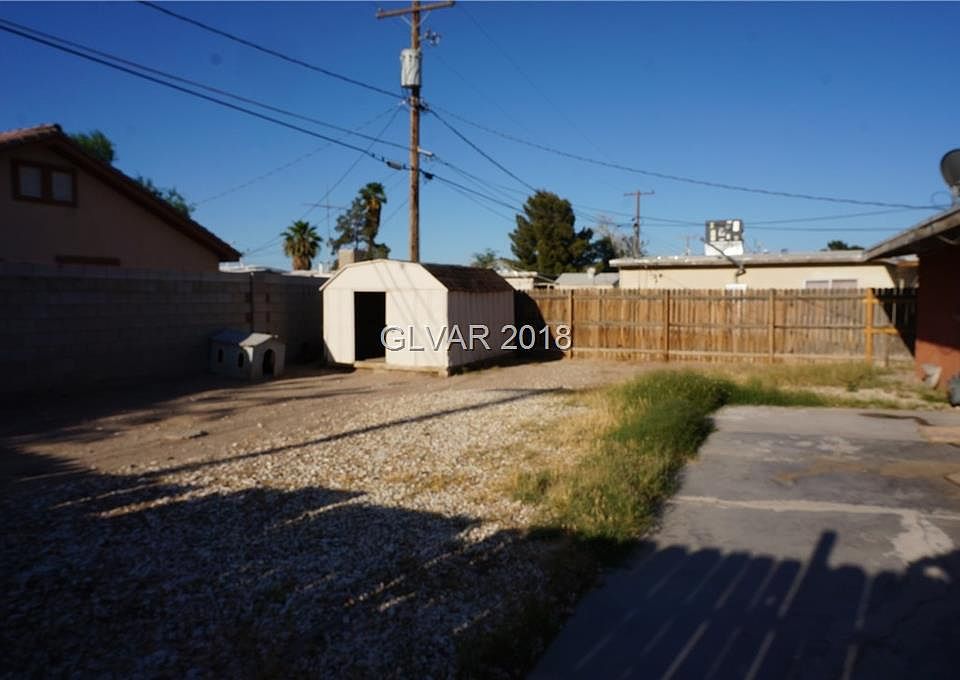 2nd image of 2108 Perliter Ave