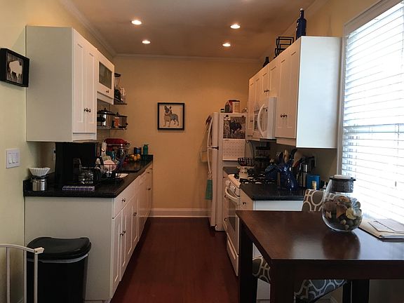 2nd image of 538 Richmond Ave