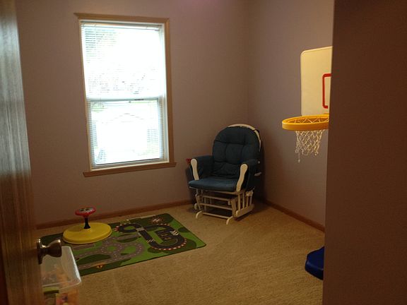 1st bedroom