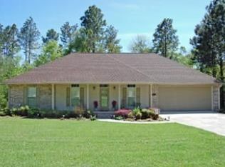 9 Chestnut Point, Petal, MS 39465