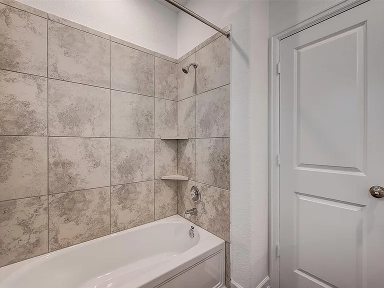 24338 Gold Cheyenne Way — Photo 10