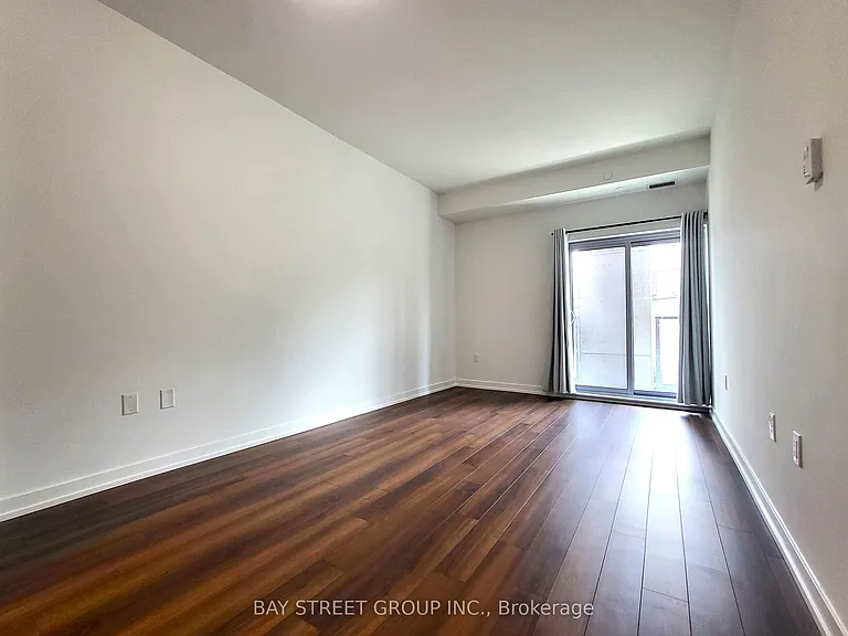 2433 Dufferin St #206 — Photo 5